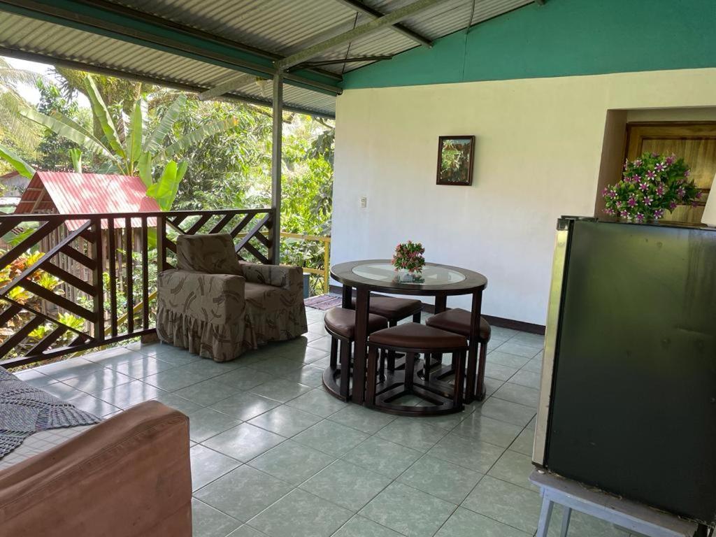 Casa Caribe Bed & Breakfast Tortuguero Exterior photo